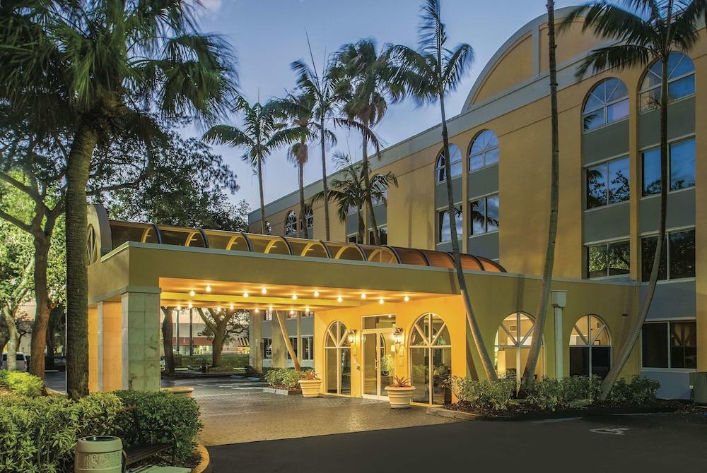 La Quinta By Wyndham Fort Lauderdale Tamarac Extérieur photo