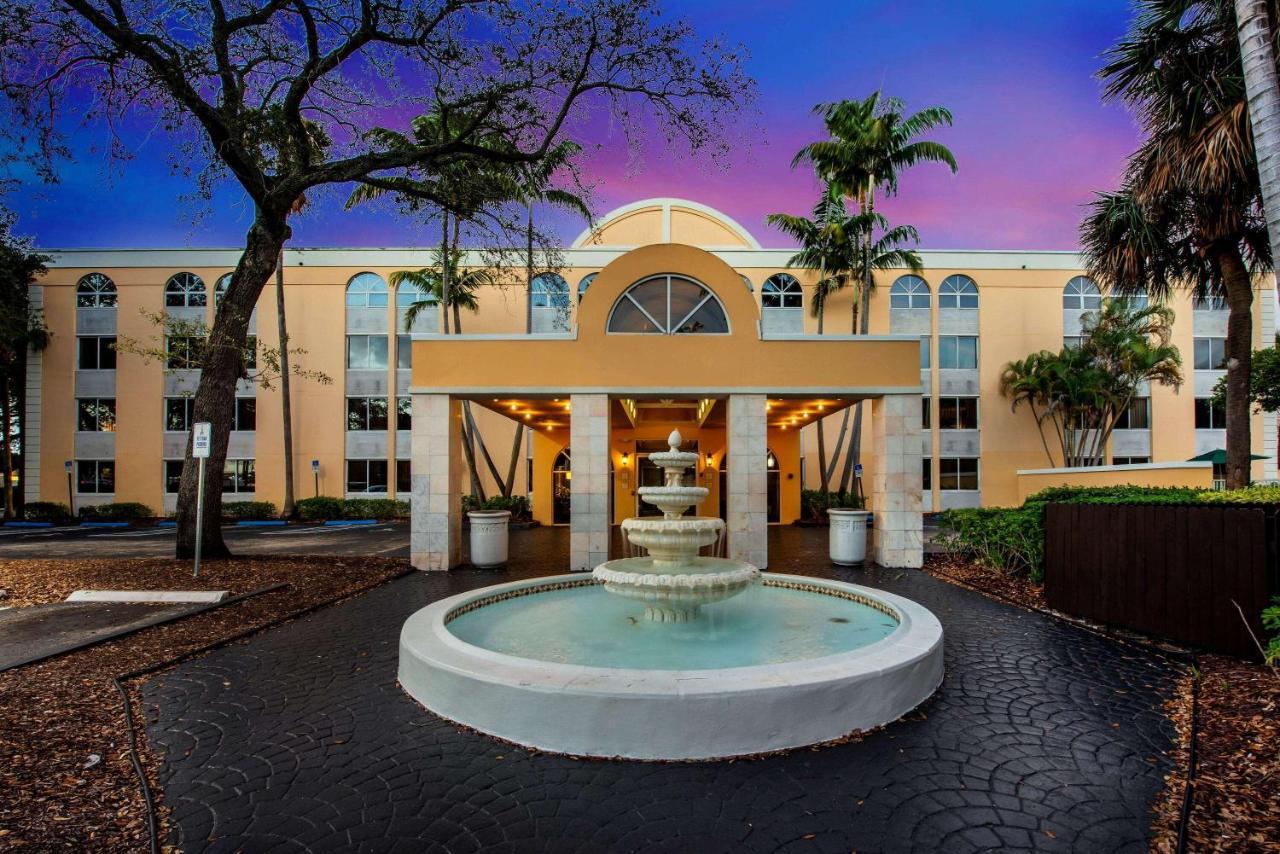 La Quinta By Wyndham Fort Lauderdale Tamarac Extérieur photo