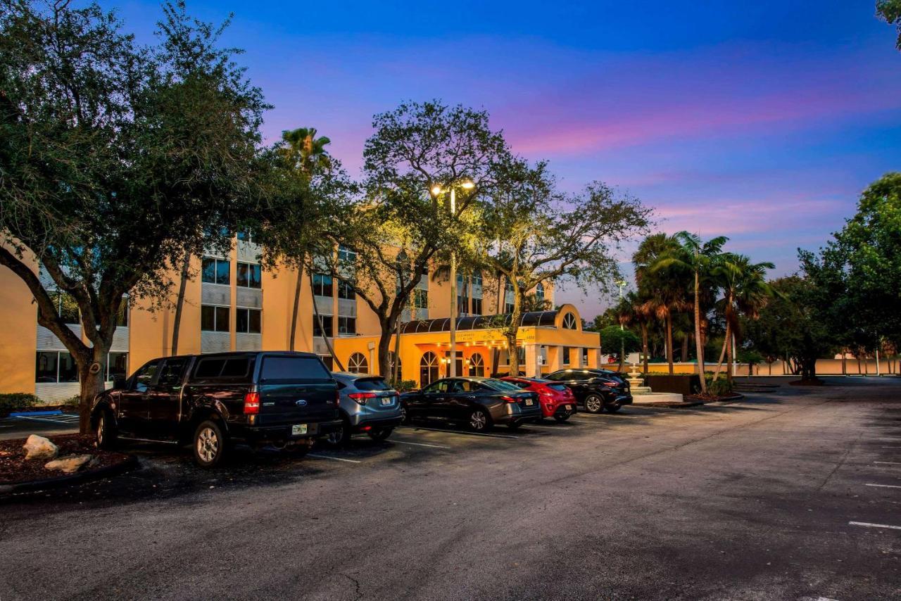 La Quinta By Wyndham Fort Lauderdale Tamarac Extérieur photo