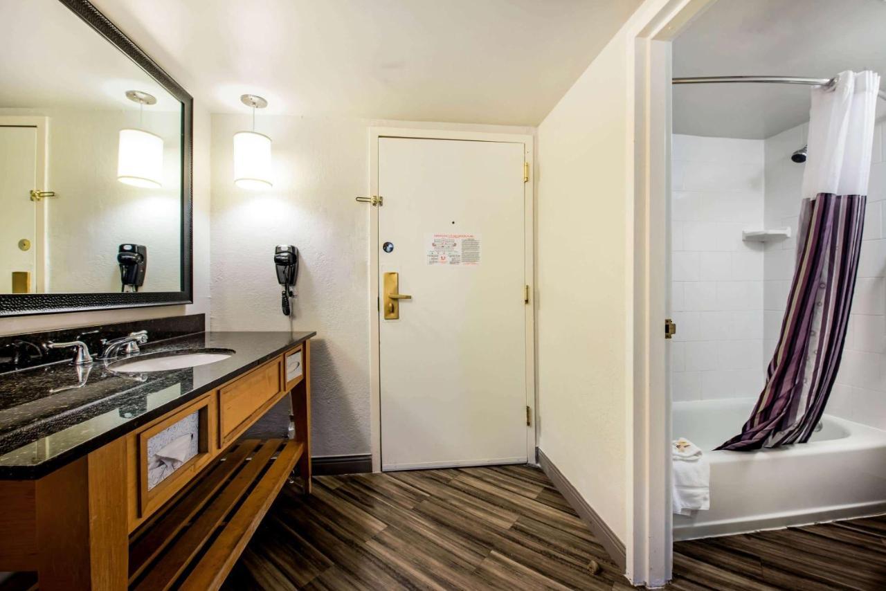 La Quinta By Wyndham Fort Lauderdale Tamarac Extérieur photo